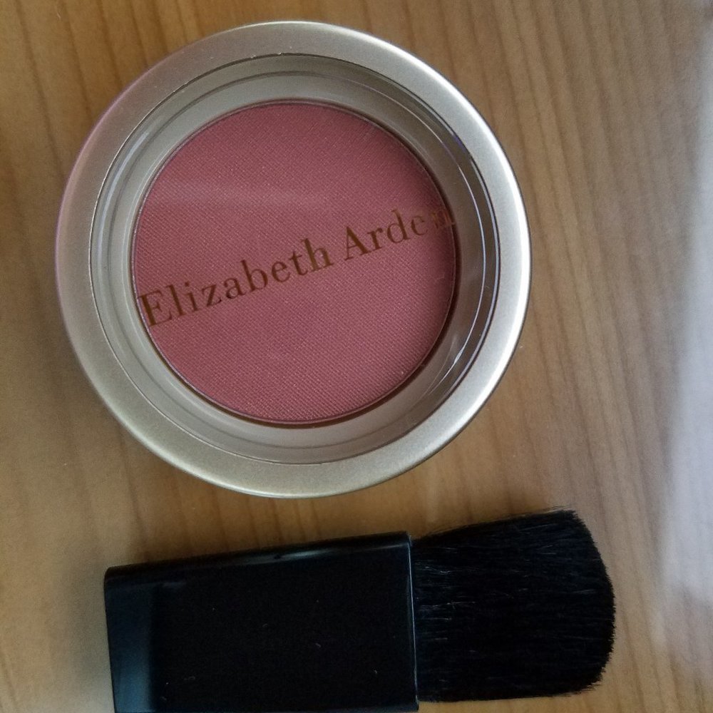 BLUSH, Cheek color